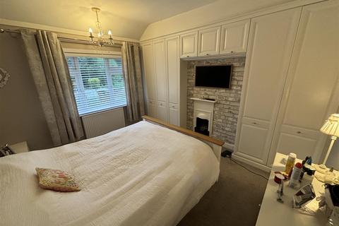 41 Station Road, Glenfield, Leicester, LE3 8BU
