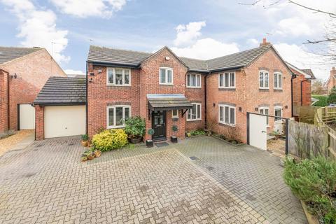 4 bedroom detached house for sale, Brinkburn Grove, Banbury -  Separate Annexe