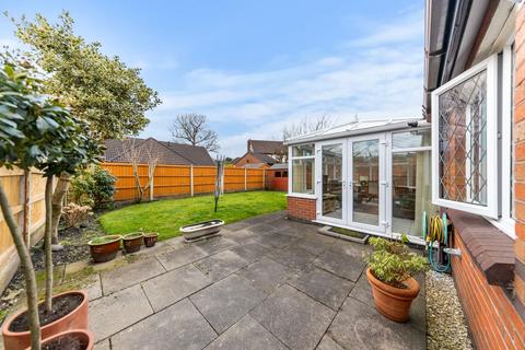 3 bedroom detached bungalow for sale, Sandicroft Close, Birchwood, WA3