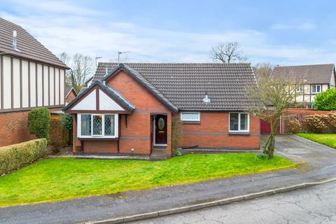 3 bedroom detached bungalow for sale, Sandicroft Close, Birchwood, WA3