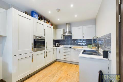 4 bedroom semi-detached house for sale, Elm Gardens, Mountnessing, Brentwood, Essex, CM15