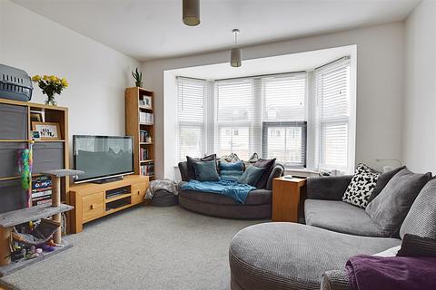 1 bedroom flat for sale, Elmstead Road, Bexhill-On-Sea