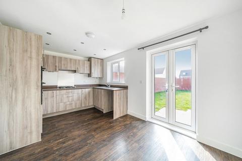 3 bedroom detached house for sale, Calico Street, Andover