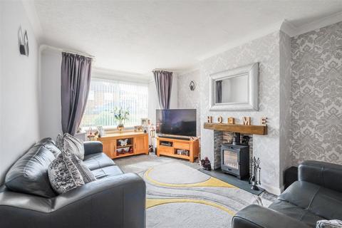 54 Devon Way, Brighouse, HD6 4DT