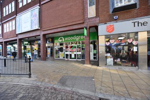 Shop to rent, Long causeway, City Centre, Peterborough, PE1