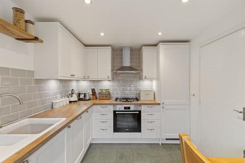 18 Ashford Drive, Appleton, Warrington, WA4 5GG