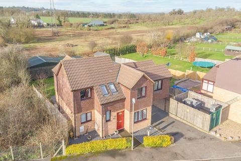 5 bedroom detached house for sale, Church Hill, Cheddington, Leighton Buzzard