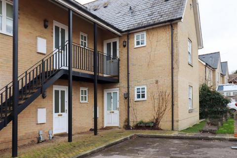 2 bedroom flat to rent, Winfarthing Court, Ely CB7