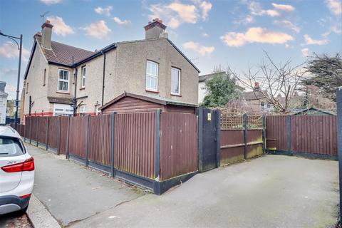 undefined, Southbourne Grove, Westcliff-On-Sea SS0