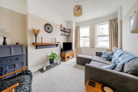 205a Ravenscroft Road, Beckenham, BR3 4TE