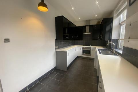 3 bedroom terraced house to rent, Plains, Marsden, Huddersfield