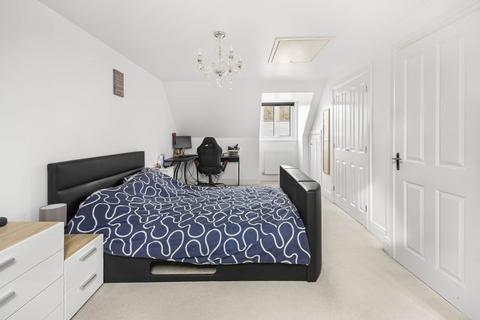 47 Barn Owl Drive, Bracknell, RG12 8FA