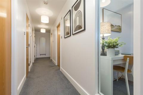 Flat 10, 18 Fettes Rise, Edinburgh, EH4 1QH