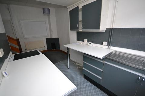 2 bedroom end of terrace house for sale, Alaska Street, Hull HU8