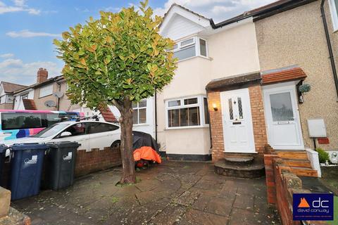 2 bedroom terraced house for sale, Berkeley Avenue, Ealing, Greenford, UB6 0NY