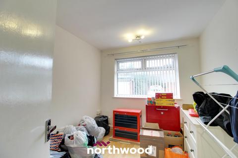 2 bedroom flat to rent, St Marys Road, Doncaster DN1