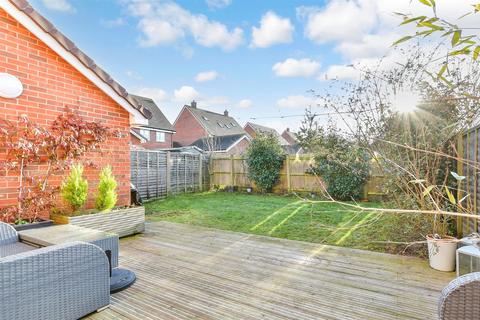 3 bedroom semi-detached house for sale, Gates Drive, Maidstone ME17