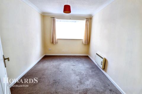 1 bedroom flat for sale, Kalmia Green, Gorleston