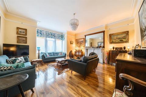 6 bedroom semi-detached house for sale, Clapham Road, Bedford