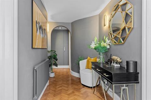 Flat B, 7 Cavendish Place, Brighton, BN1 2HS