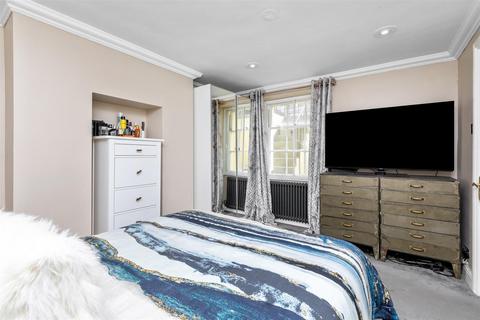 Flat B, 7 Cavendish Place, Brighton, BN1 2HS