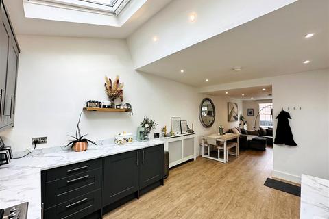 116 Hailgate, Howden, Goole, DN14 7SZ