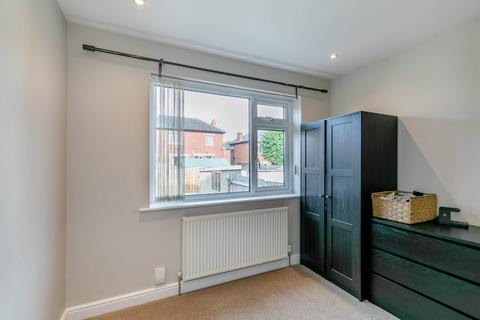 111 Dean Park Drive, Drighlington, Bradford, BD11 1AW