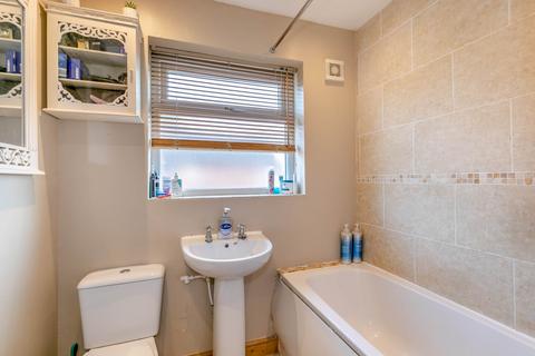 111 Dean Park Drive, Drighlington, Bradford, BD11 1AW