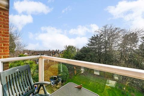 2 bedroom apartment for sale, North Road, Hythe, Kent, CT21