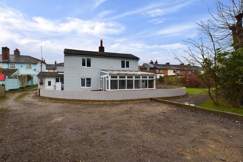 3 bedroom detached house for sale, 54 Regent Street, Stowmarket, Suffolk IP14 1RJ