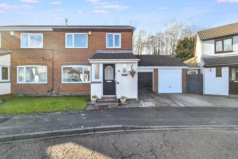 3 bedroom semi-detached house for sale, Sherburn Grange South, Jarrow, Tyne and Wear, NE32 5LS