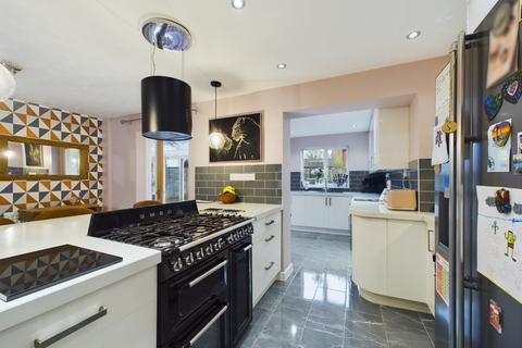 3 Oak Close, Yate, Bristol, BS37 5TN