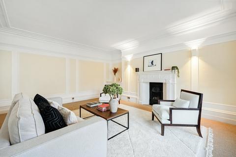 3 bedroom flat to rent, Park Mansions, Knightsbridge, London