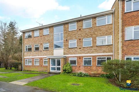 2 bedroom flat for sale, Jordans Close, Guildford GU1