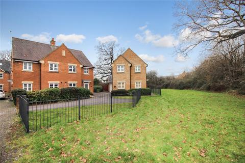 3 bedroom semi-detached house for sale, Estella Close, Wiltshire SN25