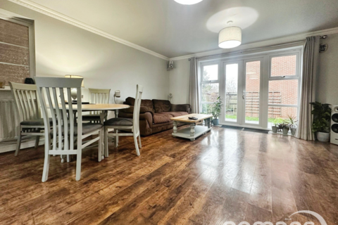 4 bedroom end of terrace house for sale, Ilsley Road, Basingstoke, Hampshire