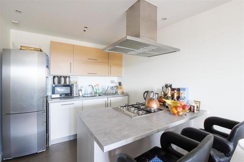 1 bedroom flat to rent, Cosmopolitain Court, Enfield