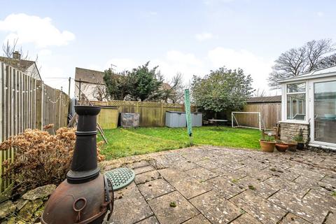 8 Barn End, Marshfield, Chippenham, SN14 8PE