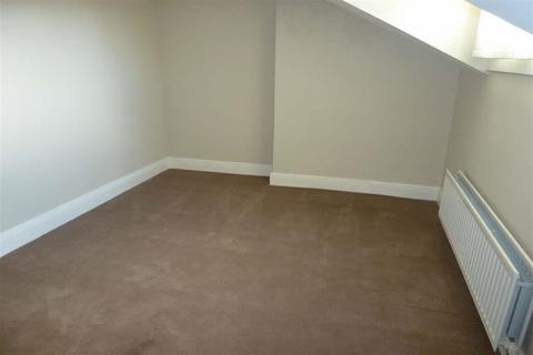 2 bedroom terraced house to rent, Haddon Place, LS4