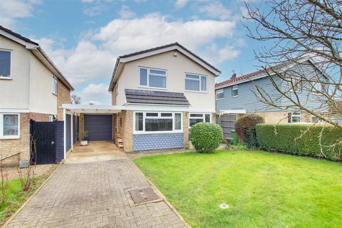 4 bedroom detached house for sale, Ashton Close, Needingworth, St ives