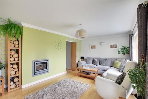 4 bedroom detached house for sale, Ashton Close, Needingworth, St ives