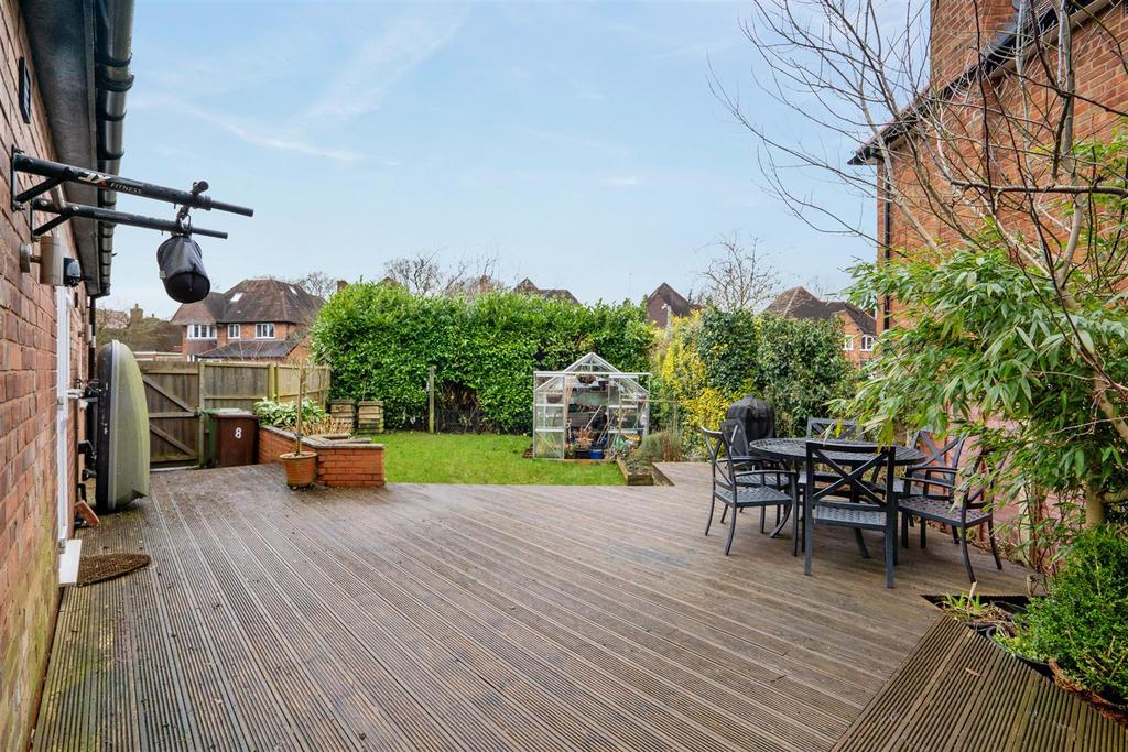 8 Buryfield Road 5.jpg