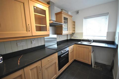 1 bedroom flat to rent, The Clicketts, Tenby