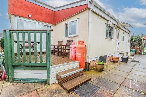 3 bedroom chalet for sale, Mill Lane, Thorpe-Le-Soken, Clacton-On-Sea