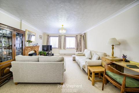 2 bedroom flat for sale, Alderwood Place, Princes Way, Solihull, West Midlands, B91