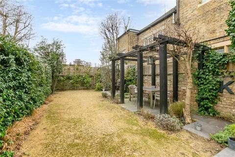 5 bedroom house for sale, Geraldine Road, SW18