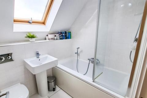 5 Wilfrid Lane, Great Denham, Bedford, MK40 4SW
