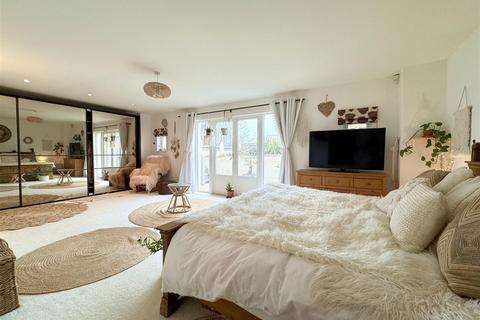 Seaforth Somerville Road, Perranporth, TR6 0HD