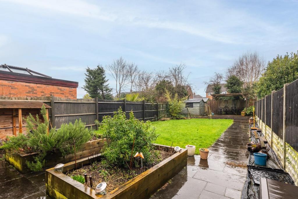 Garden-1.jpg