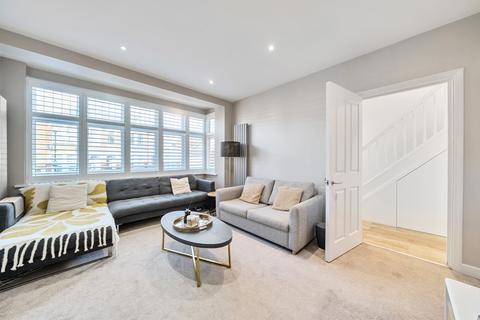 20 Nyon Grove, London, SE6 4EU